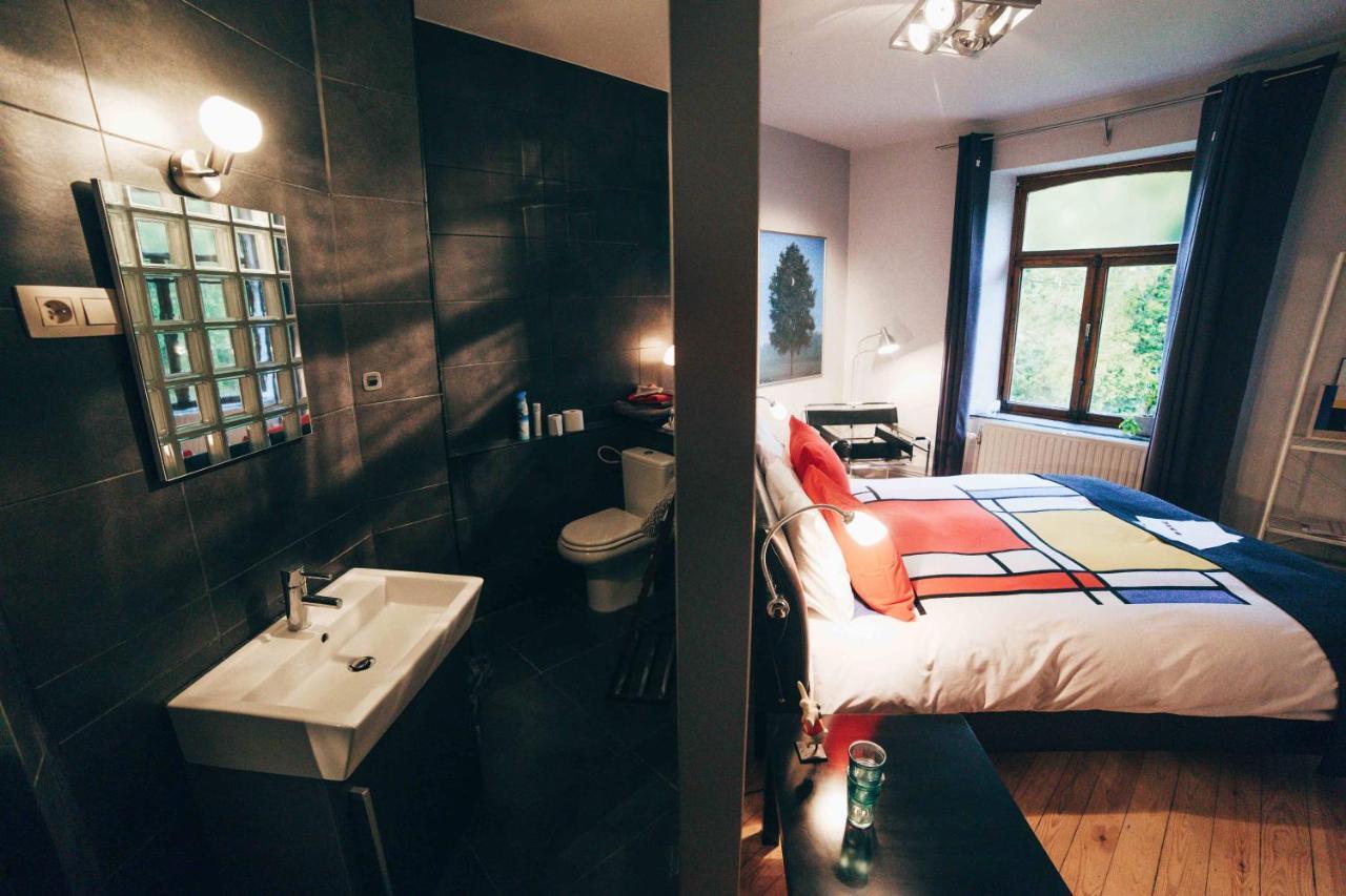 Au Plaisir Hotel Hastiere-par-dela ภายนอก รูปภาพ