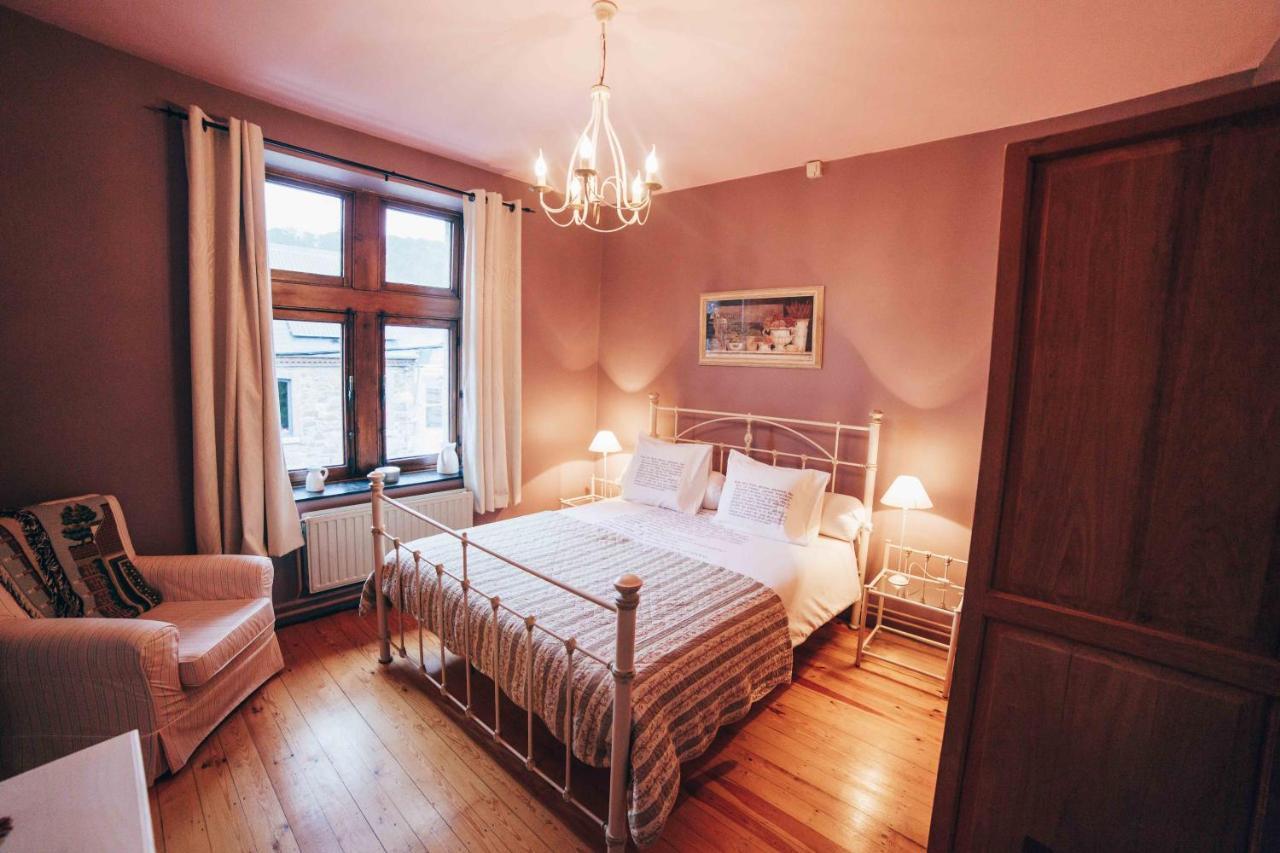 Au Plaisir Hotel Hastiere-par-dela ภายนอก รูปภาพ